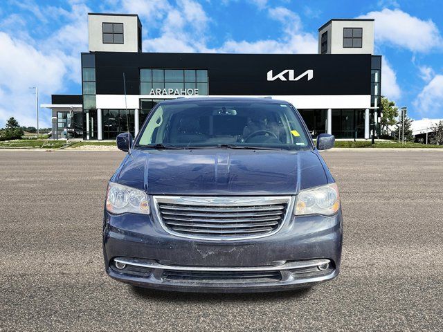 2013 Chrysler Town & Country Touring