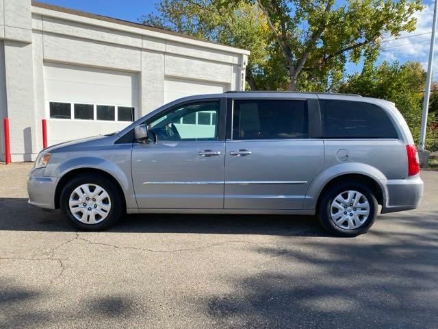 2013 Chrysler Town & Country Touring