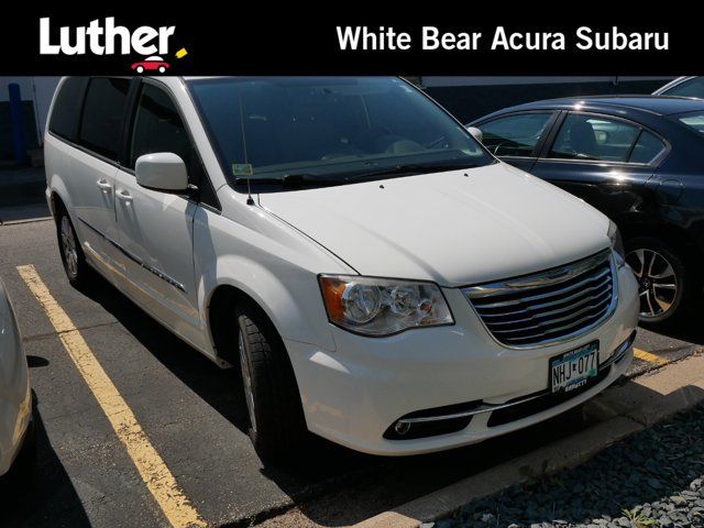 2013 Chrysler Town & Country Touring