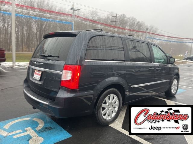 2013 Chrysler Town & Country Touring