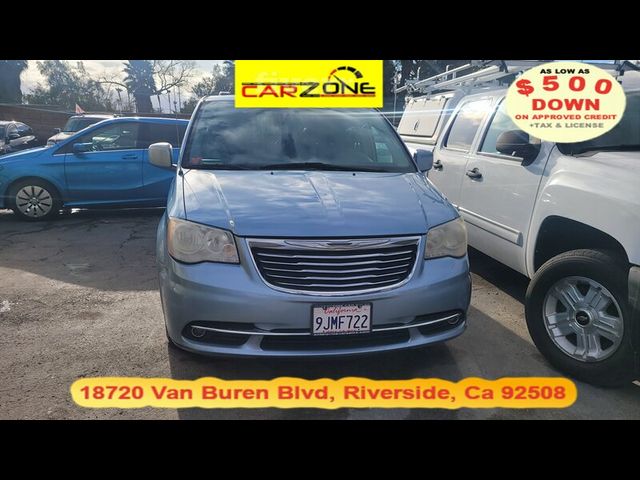 2013 Chrysler Town & Country Touring