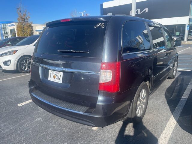 2013 Chrysler Town & Country Touring