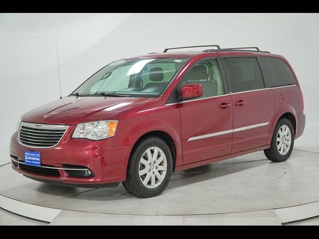 2013 Chrysler Town & Country Touring