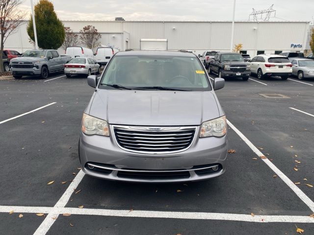 2013 Chrysler Town & Country Touring