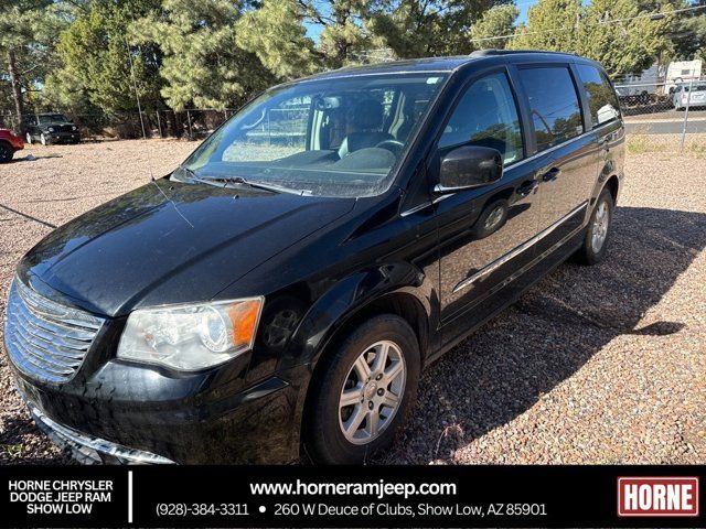 2013 Chrysler Town & Country Touring