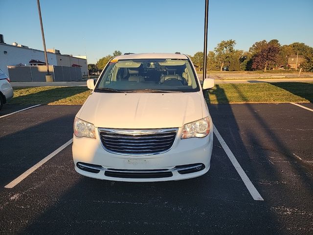 2013 Chrysler Town & Country Touring