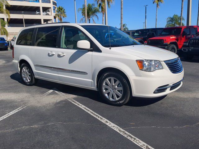 2013 Chrysler Town & Country Touring