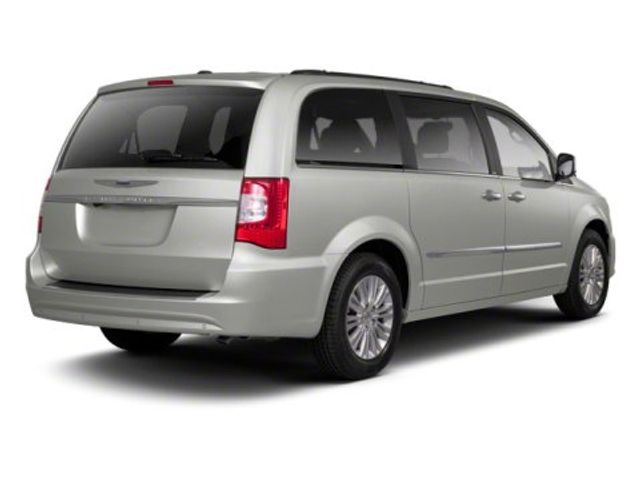 2013 Chrysler Town & Country Touring