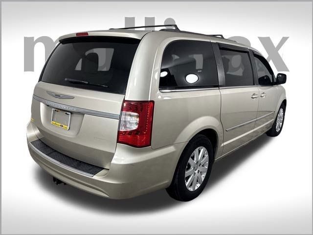 2013 Chrysler Town & Country Touring