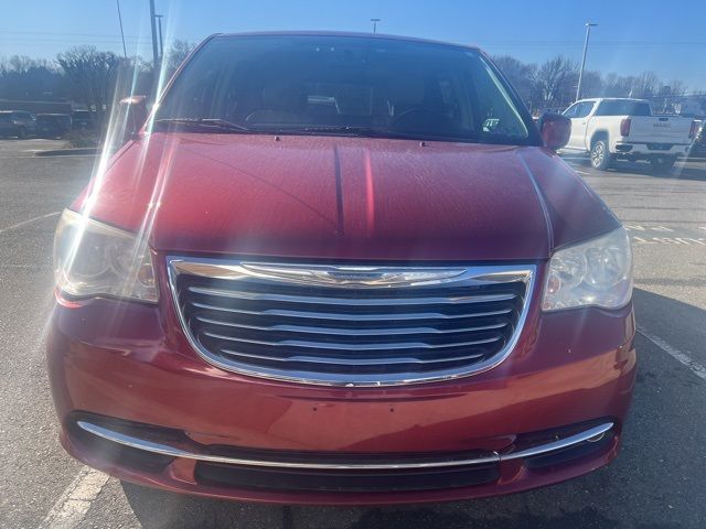 2013 Chrysler Town & Country Touring