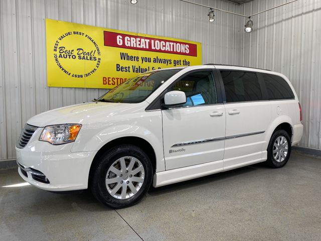 2013 Chrysler Town & Country Touring