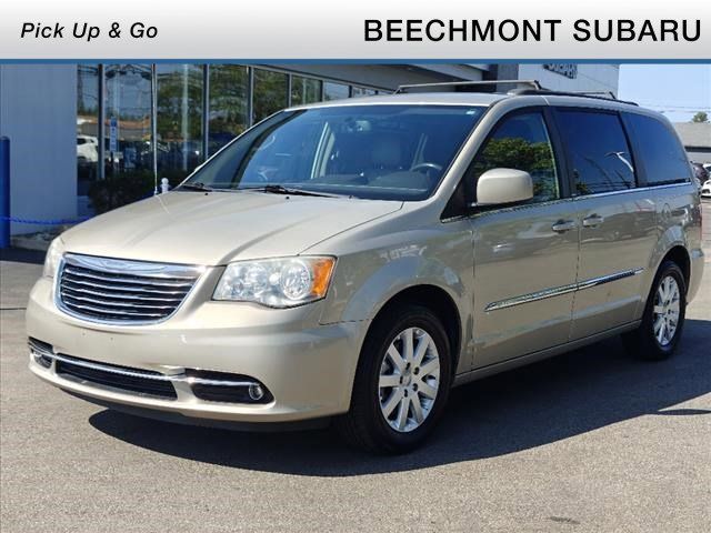 2013 Chrysler Town & Country Touring