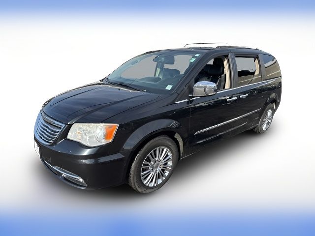 2013 Chrysler Town & Country Touring-L