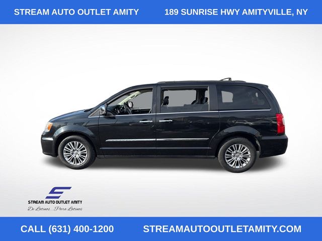 2013 Chrysler Town & Country Touring-L