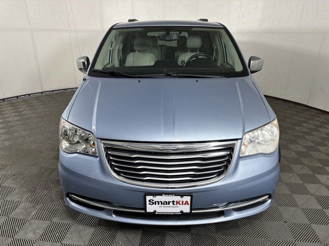 2013 Chrysler Town & Country Touring-L