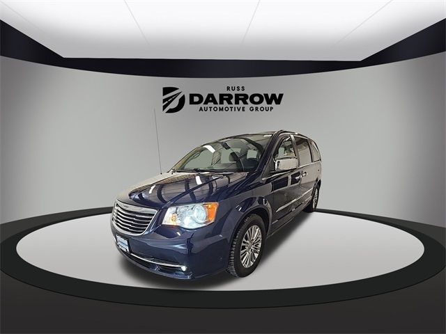 2013 Chrysler Town & Country Touring-L