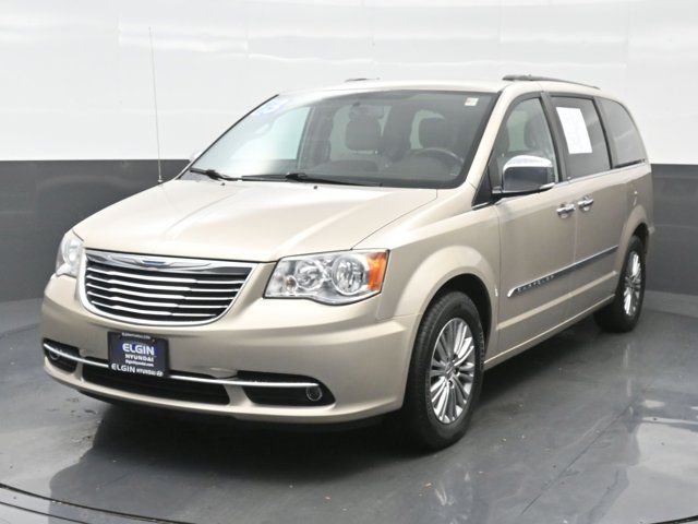 2013 Chrysler Town & Country Touring-L