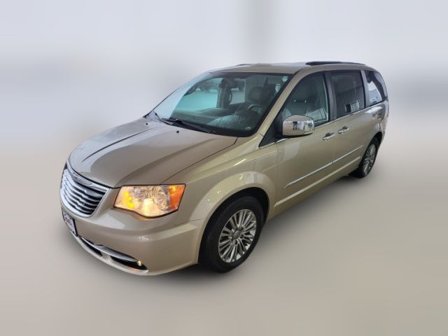 2013 Chrysler Town & Country Touring-L