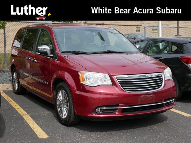 2013 Chrysler Town & Country Touring-L