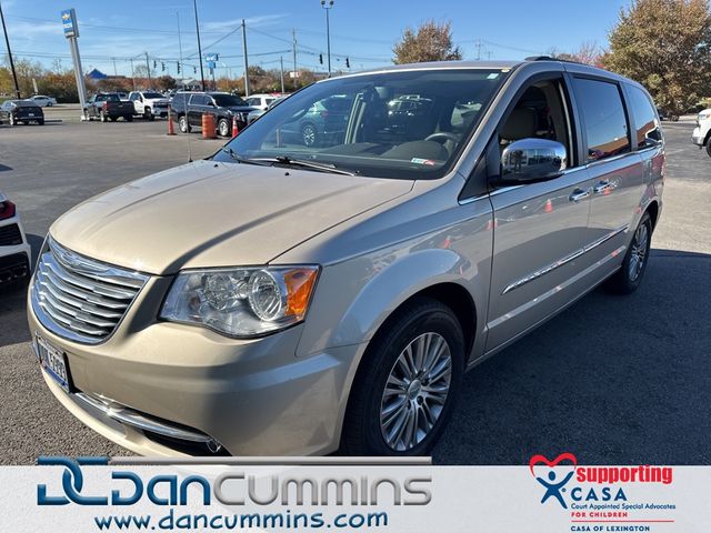 2013 Chrysler Town & Country Touring-L