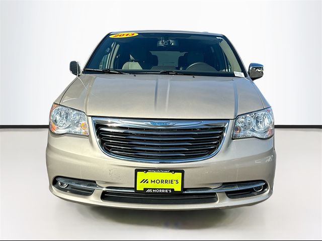 2013 Chrysler Town & Country Touring-L