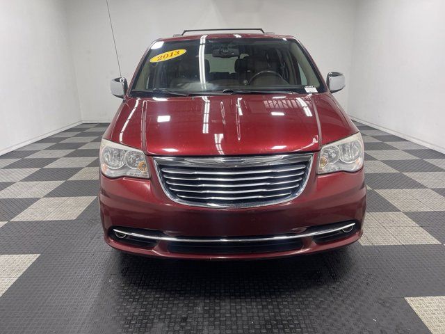 2013 Chrysler Town & Country Touring-L