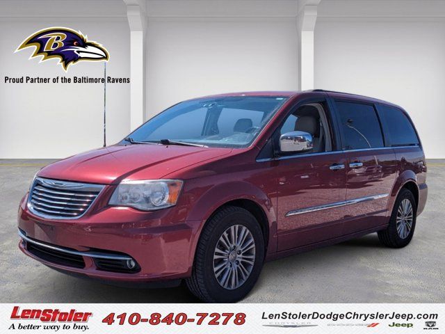 2013 Chrysler Town & Country Touring-L