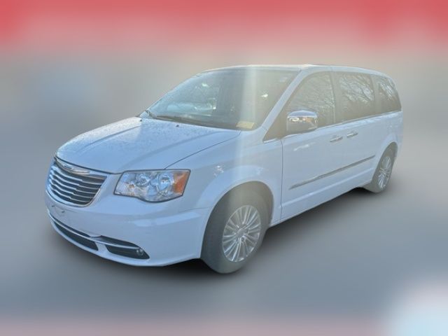 2013 Chrysler Town & Country Touring-L