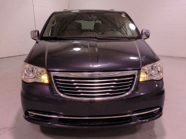 2013 Chrysler Town & Country Touring-L
