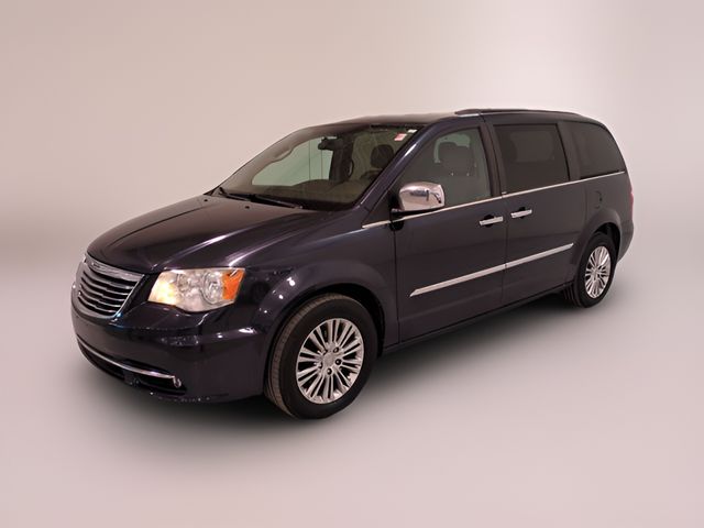 2013 Chrysler Town & Country Touring-L