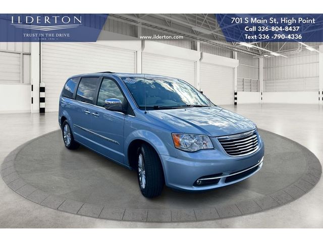 2013 Chrysler Town & Country Touring-L