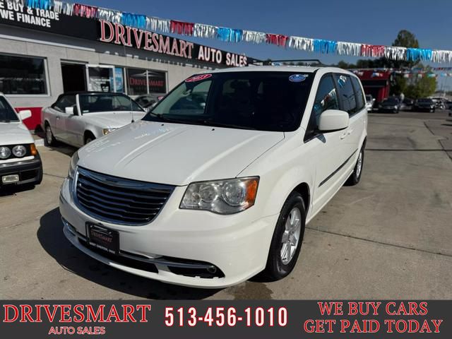 2013 Chrysler Town & Country Touring