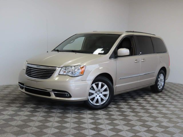 2013 Chrysler Town & Country Touring