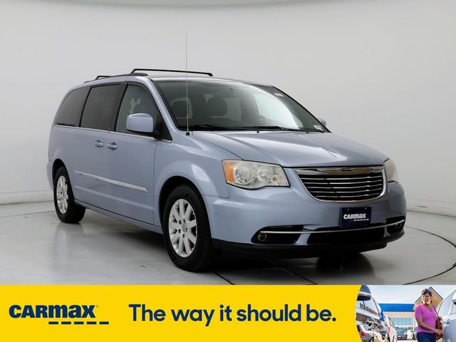 2013 Chrysler Town & Country Touring