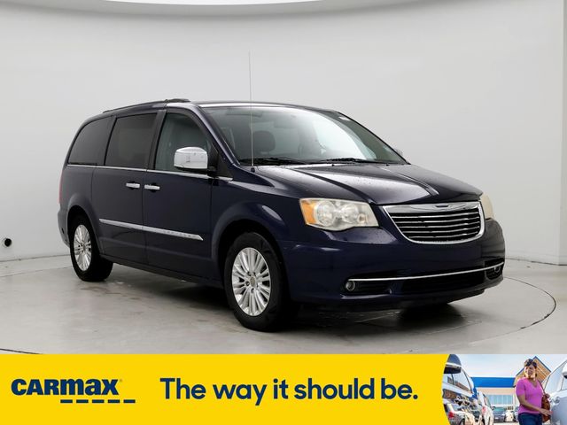 2013 Chrysler Town & Country Touring-L