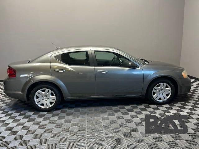 2013 Dodge Avenger SE