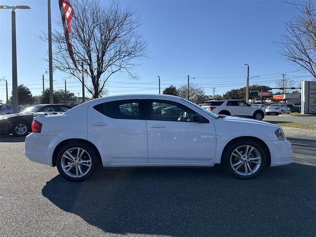 2013 Dodge Avenger SE V6