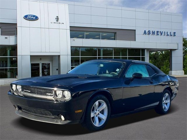 2013 Dodge Challenger SXT Plus