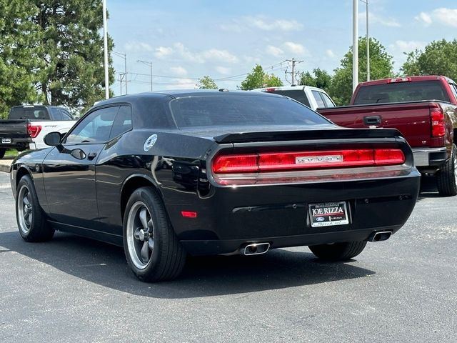 2013 Dodge Challenger SXT Plus