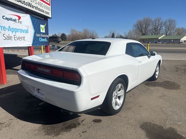 2013 Dodge Challenger SXT Plus