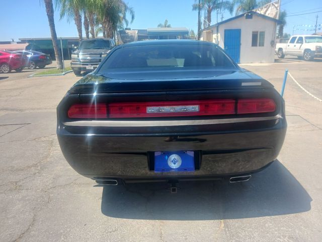 2013 Dodge Challenger SXT