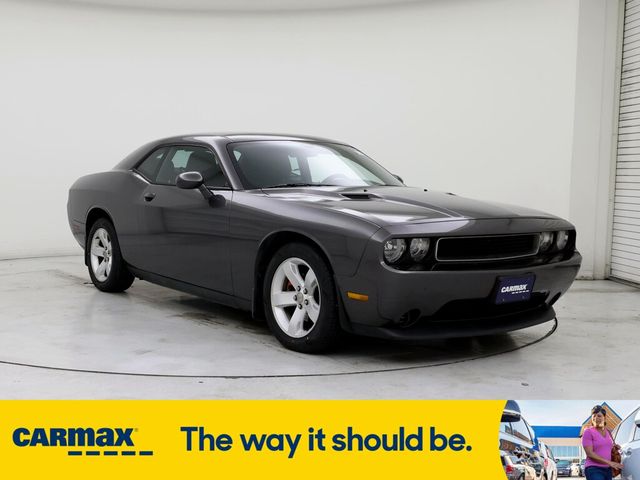 2013 Dodge Challenger SXT