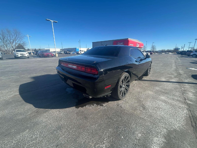 2013 Dodge Challenger SXT Plus