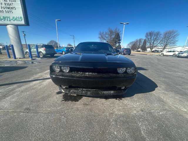 2013 Dodge Challenger SXT Plus