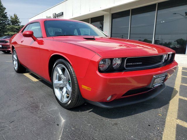 2013 Dodge Challenger SXT Plus