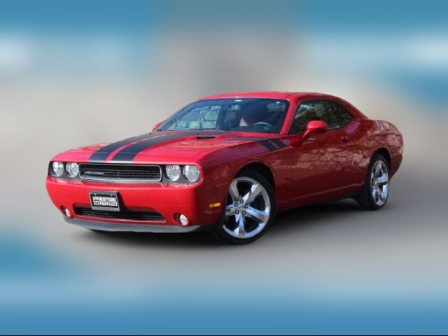 2013 Dodge Challenger SXT Plus