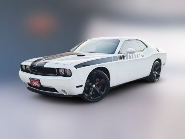 2013 Dodge Challenger SXT Plus