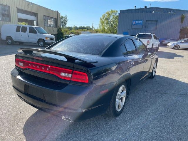 2013 Dodge Charger SE