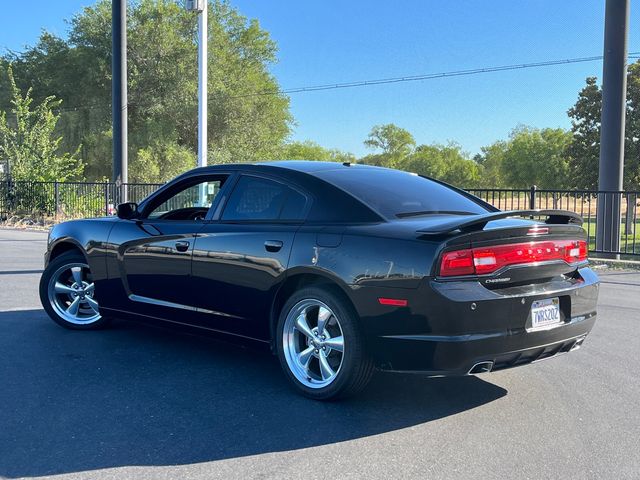 2013 Dodge Charger SXT Plus