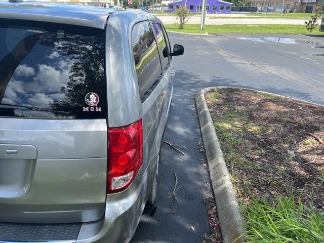 2013 Dodge Grand Caravan R/T